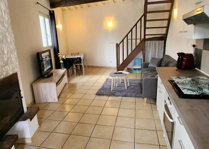 Maison Pleine De Charme