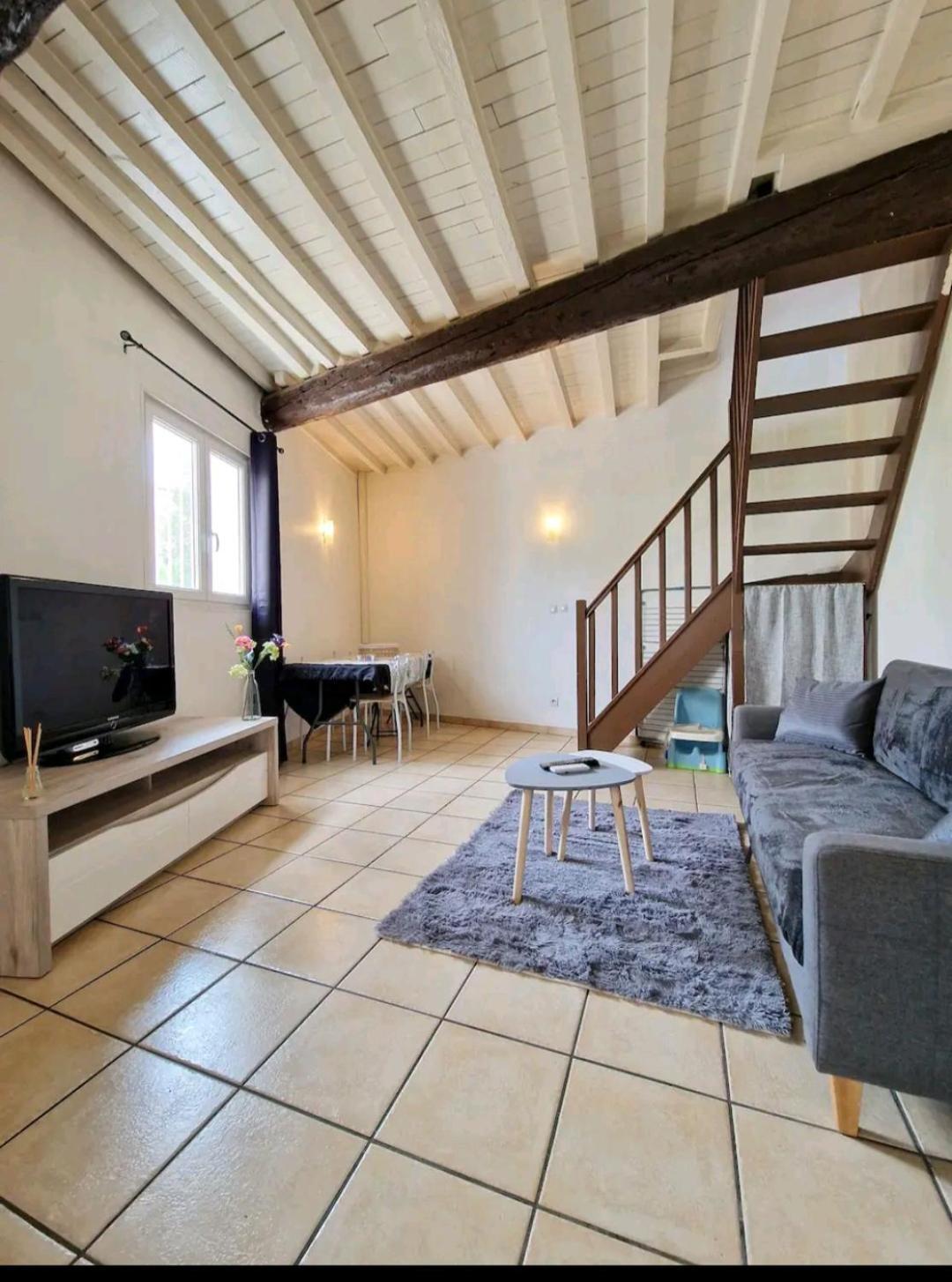 Holiday home Maison Pleine De Charme Bompas (Pyrenees-Orientales)